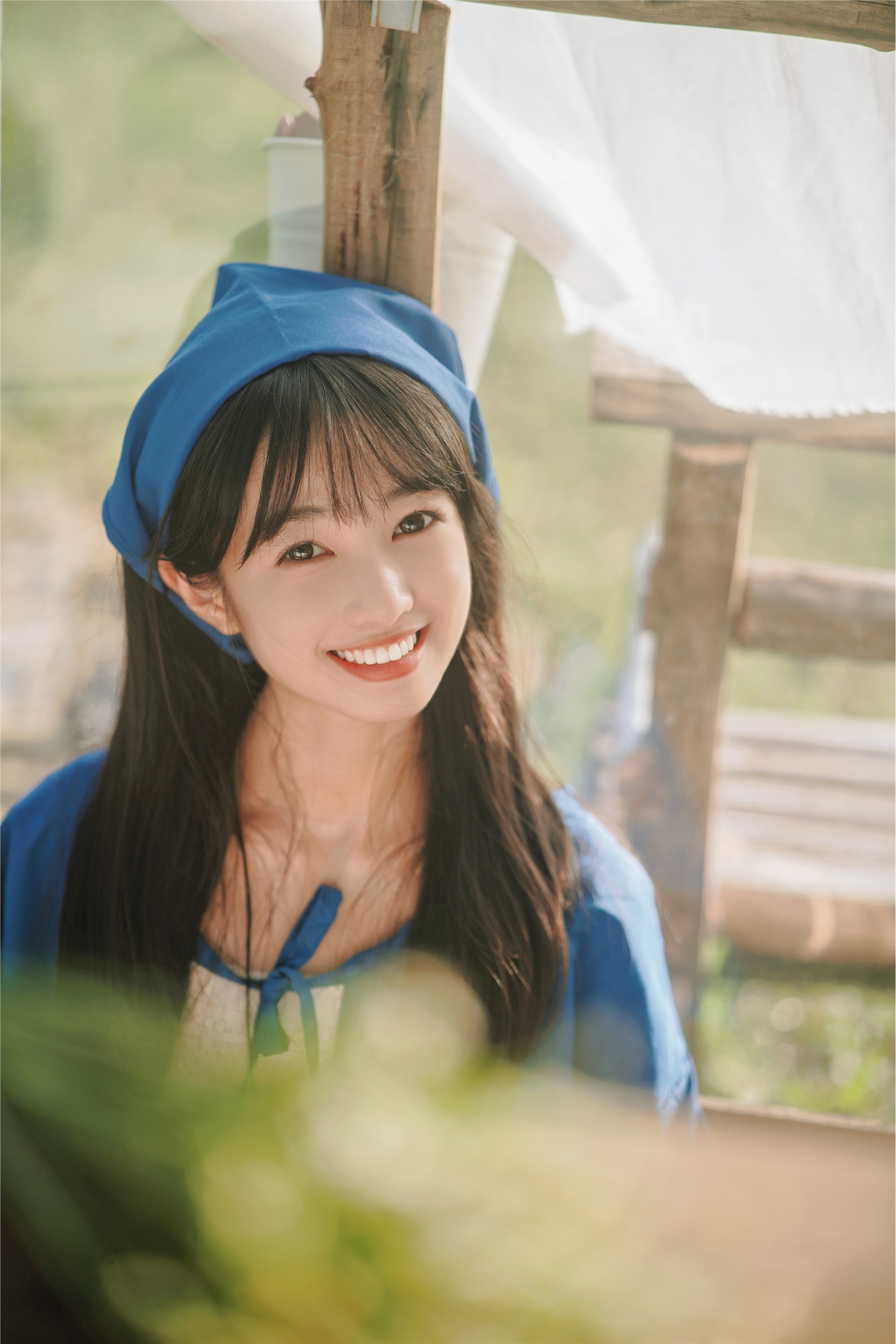 YITUYU艺图语 2025.01.08 田园暮歌，花裙少女之韵 巨大王